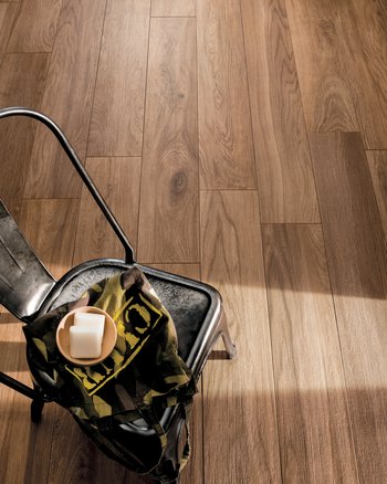 SIGNATURE SI04 20x120 Bathroom P01