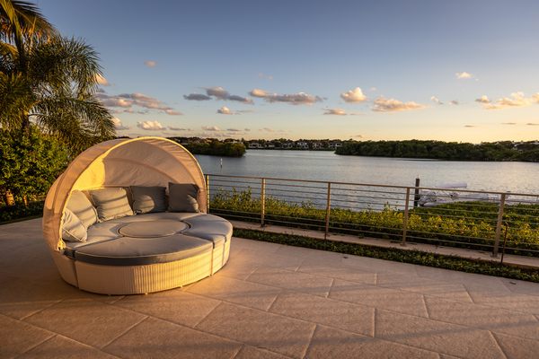 Private Villa in Jupiter Island
