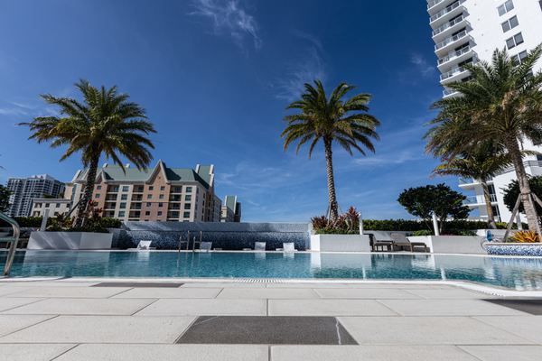 Laureat Apartments Buildings