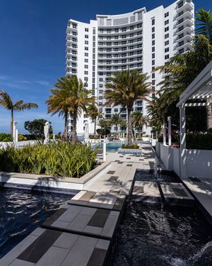 Laureat Apartments Buildings