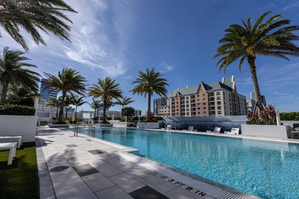 Laureat Apartments Buildings