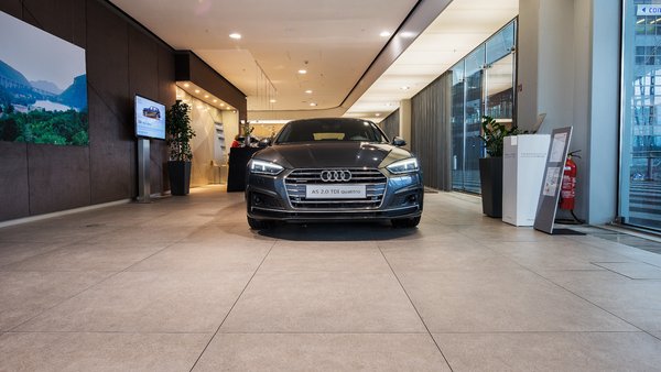 Audi Showroom Monaco